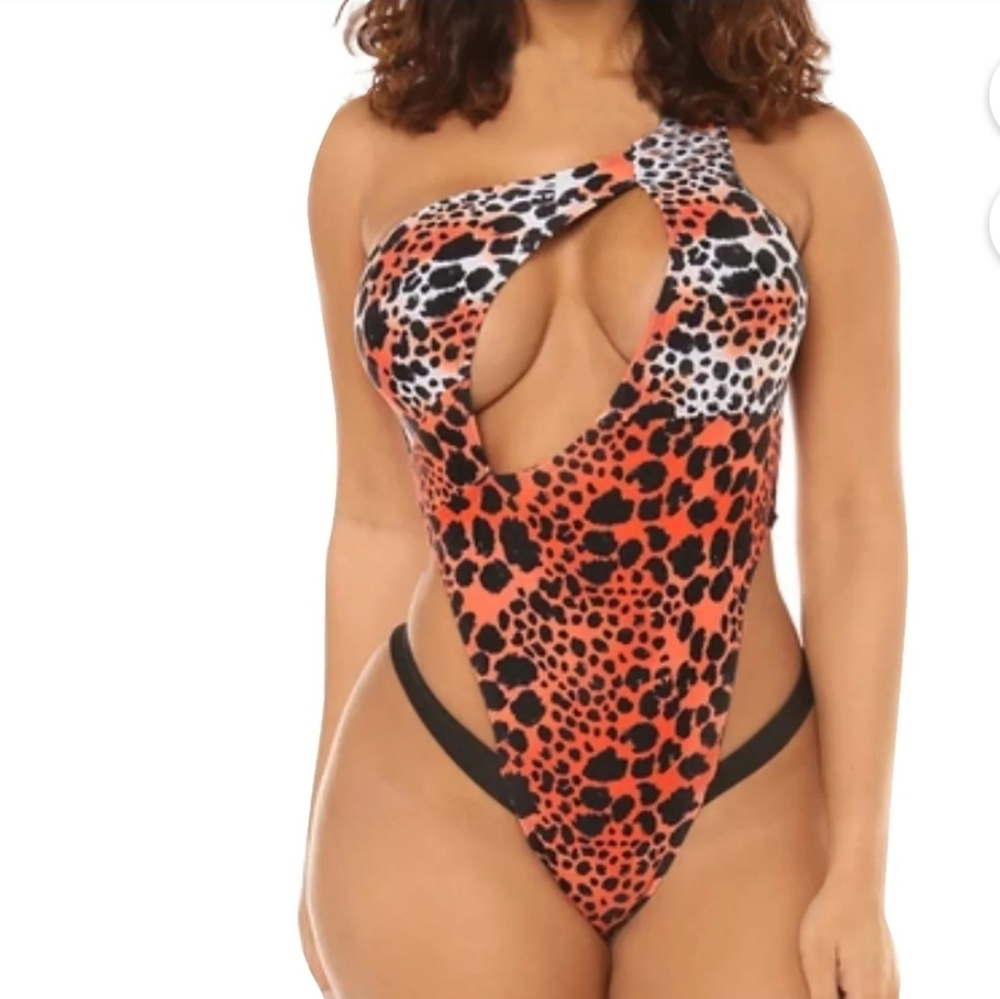 🔥 Icon Swim Leopard 1 Shoulder Cutout Sexy Swimsuit NWOT Sz. M 🔥